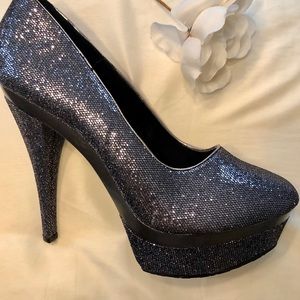 Promise Platform Heels - New without tags.